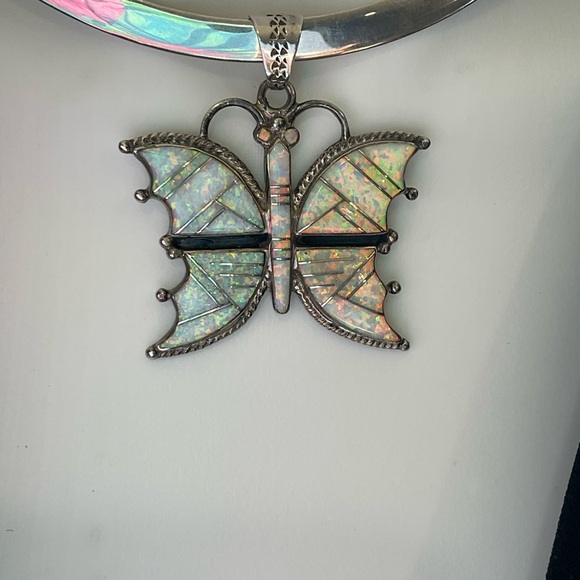 Butterfly Pendant ~STERLING SILVER AND OPAL INLAY🪽Native-Made - Picture 5 of 17